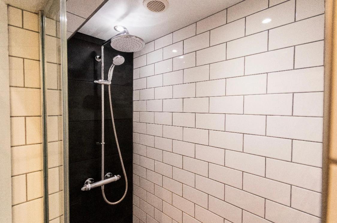 New Town Apartment With Castle View إدنبرة المظهر الخارجي الصورة